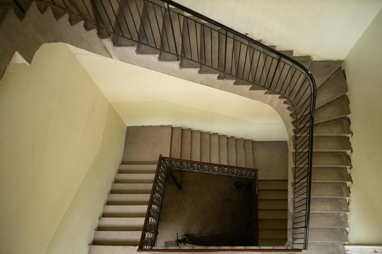 Square 2 Apartment Debrecen Ngoại thất bức ảnh